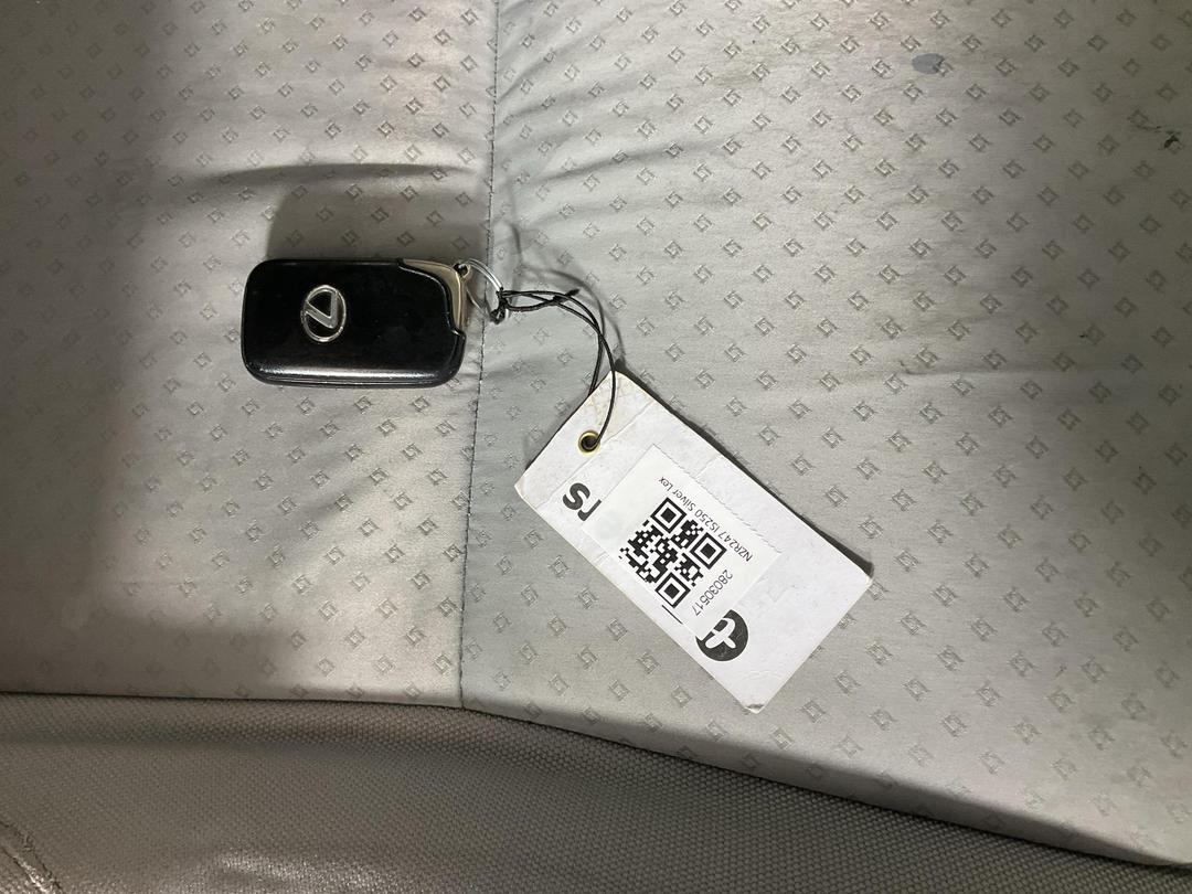 Photo '22' of Lexus IS250