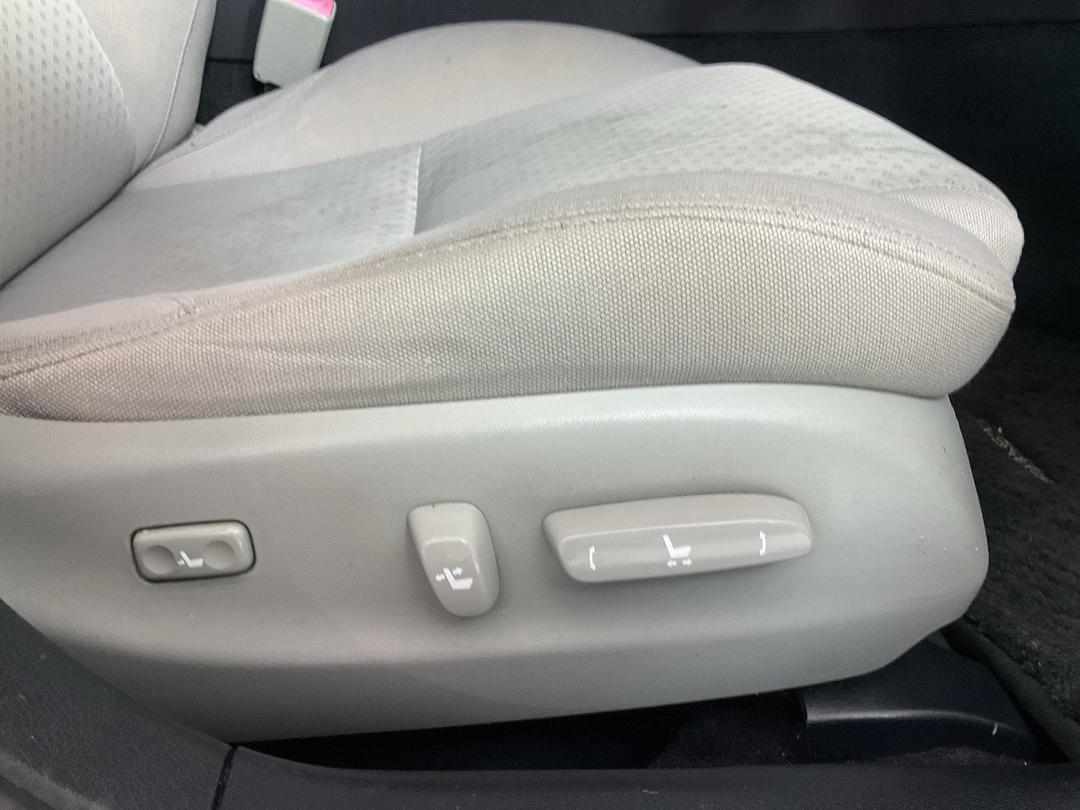 Photo '32' of Lexus IS250