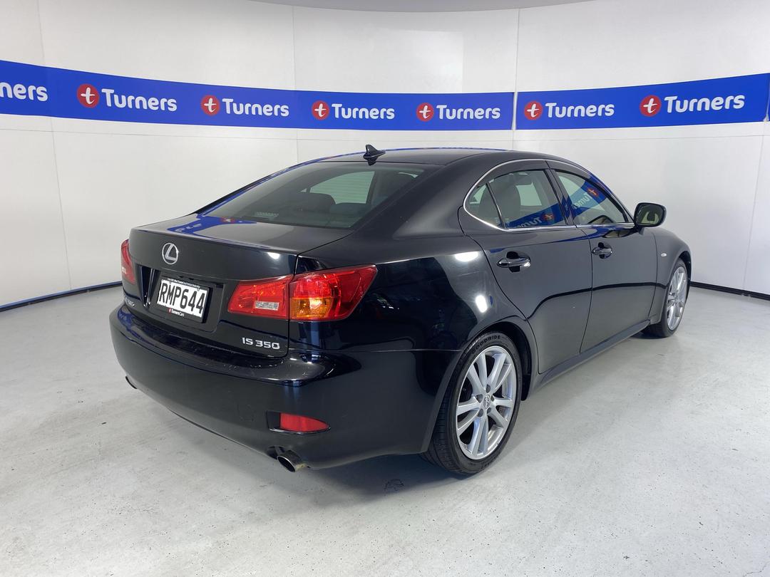 Photo '7' of Lexus IS350