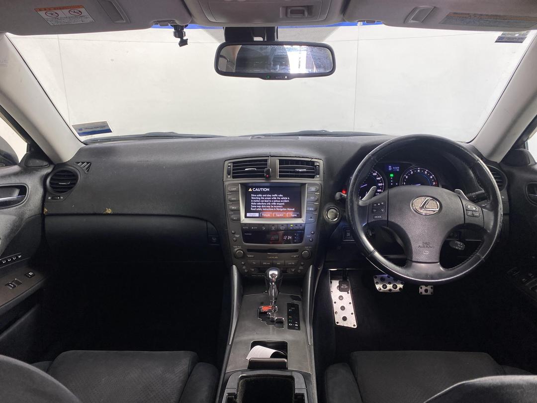 Photo '17' of Lexus IS350