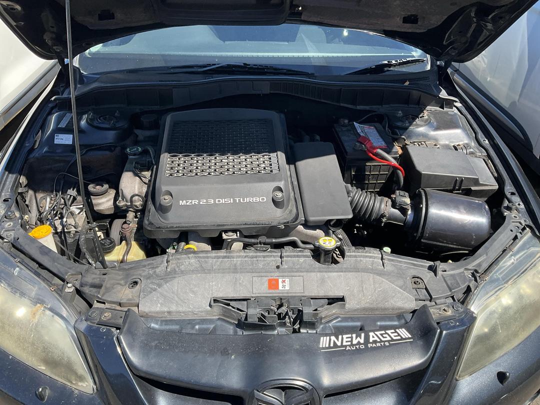 Photo '5' of Mazda Atenza