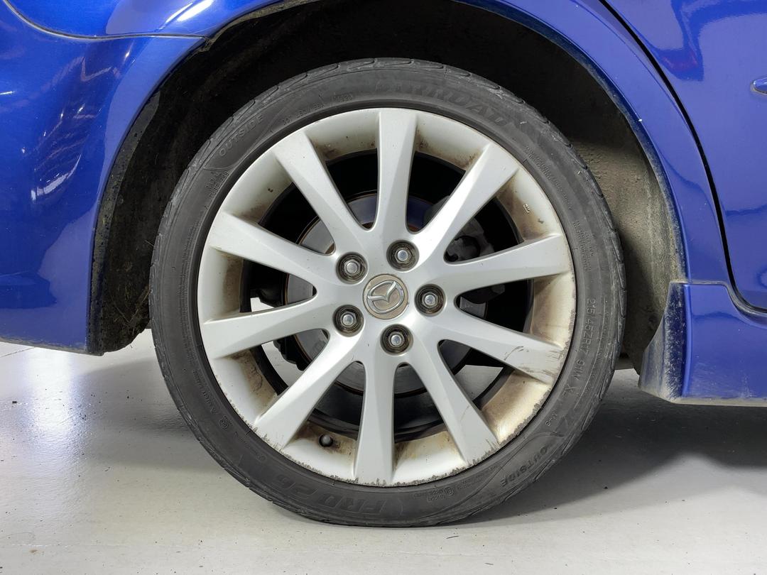 Photo '8' of Mazda Atenza