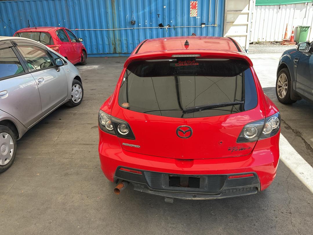 Photo '10' of Mazda Axela