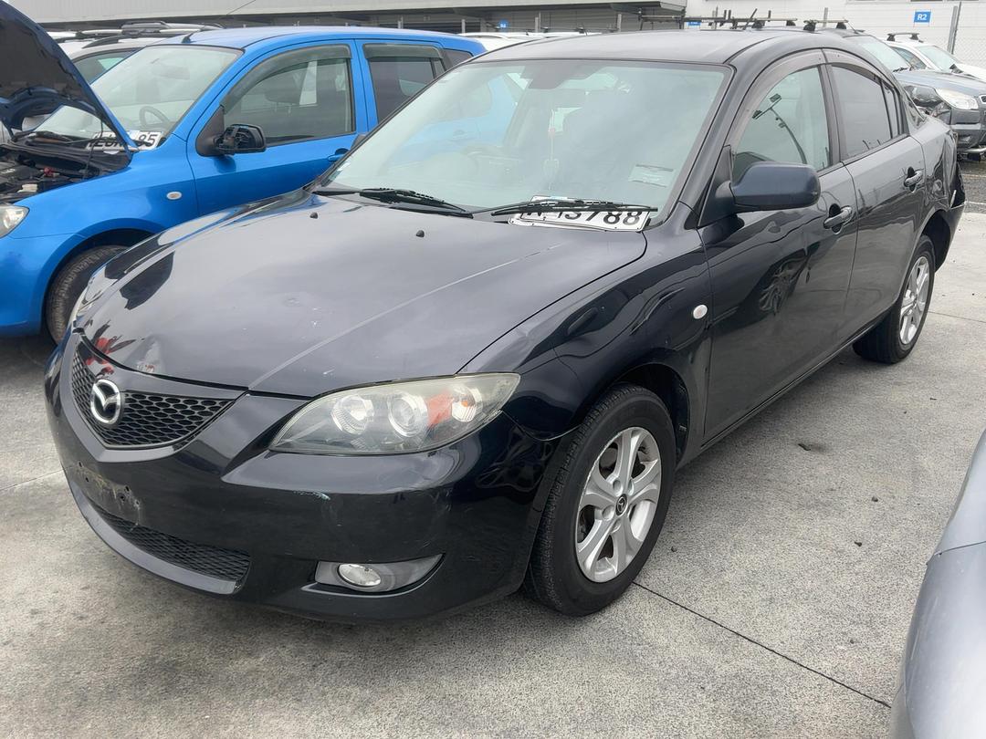 Photo '3' of Mazda Axela Photo '3' of Mazda Axela