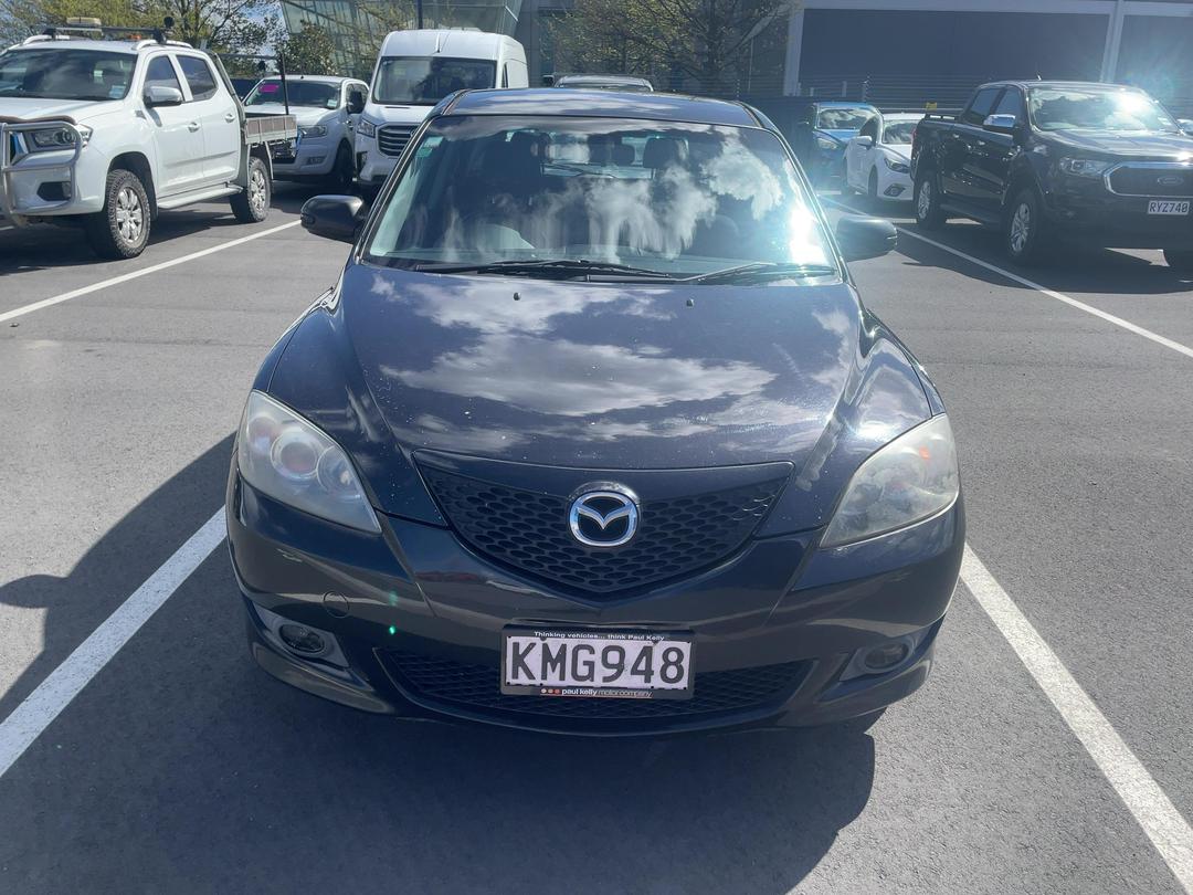 Photo '2' of Mazda Axela Photo '2' of Mazda Axela
