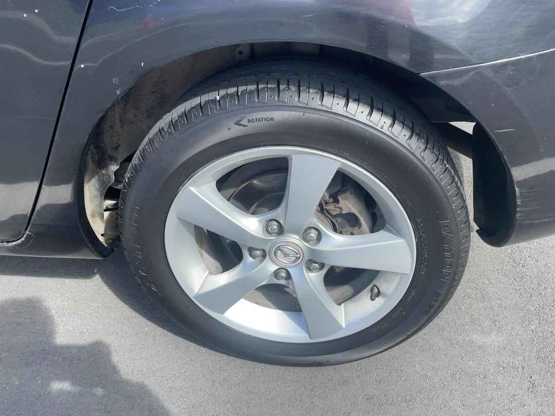 Photo '9' of Mazda Axela Photo '9' of Mazda Axela