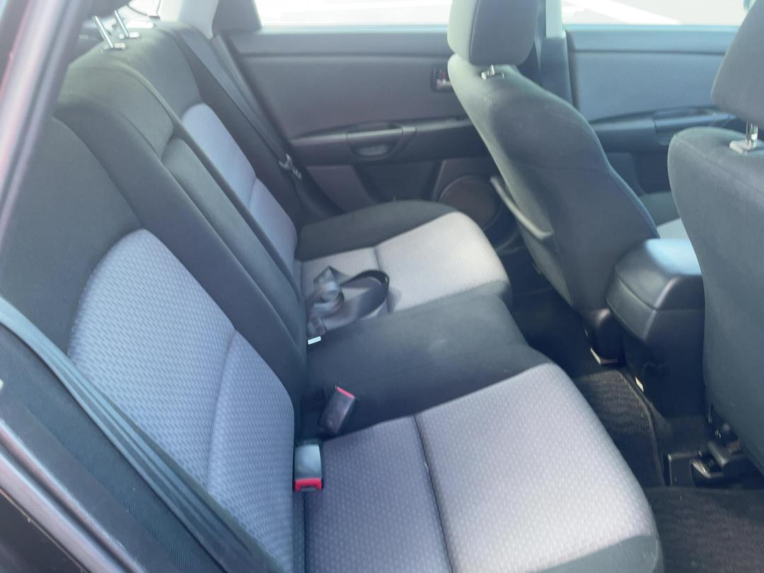 Photo '18' of Mazda Axela Photo '18' of Mazda Axela