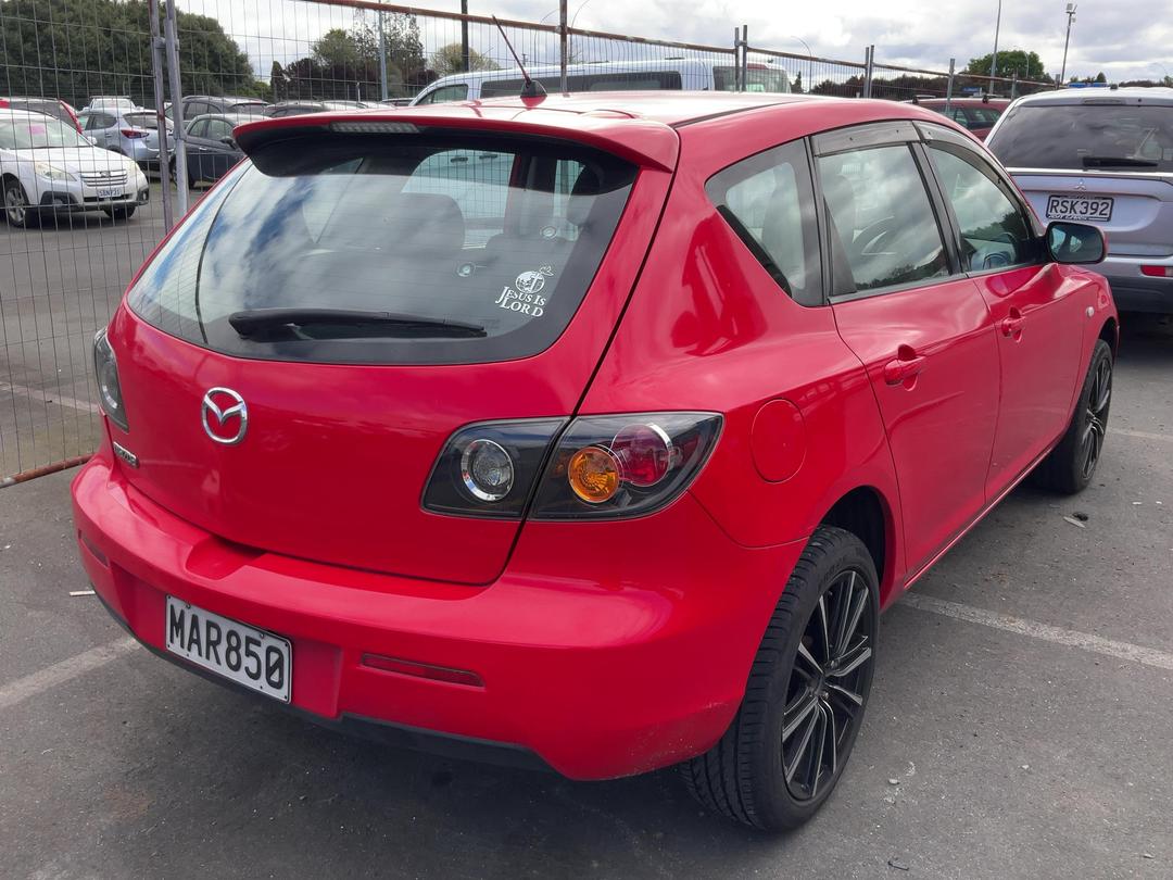 Photo '4' of Mazda Axela Photo '4' of Mazda Axela