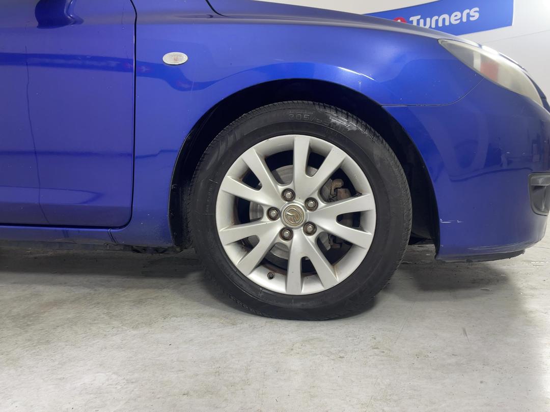 Photo '9' of Mazda Axela