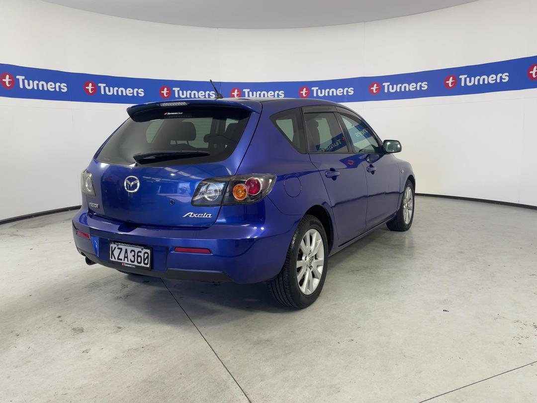 Photo '7' of Mazda Axela