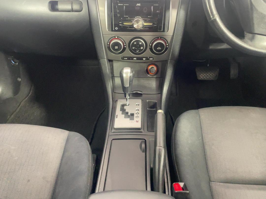 Photo '18' of Mazda Axela