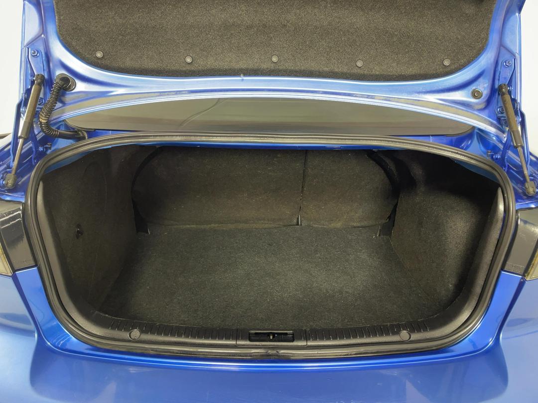 Photo '14' of Mazda Axela