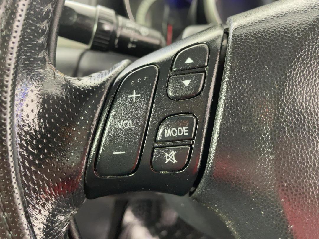 Photo '23' of Mazda Axela