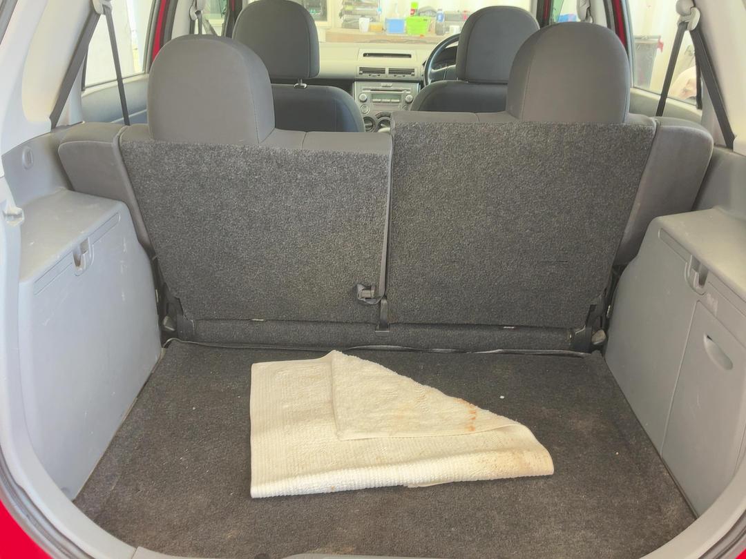 Photo '9' of Mazda Demio Photo '9' of Mazda Demio