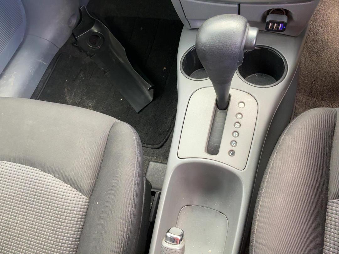 Photo '18' of Mazda Demio Photo '18' of Mazda Demio