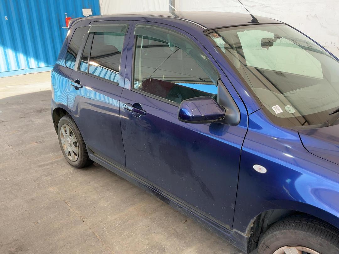 Photo '2' of Mazda Demio Photo '2' of Mazda Demio