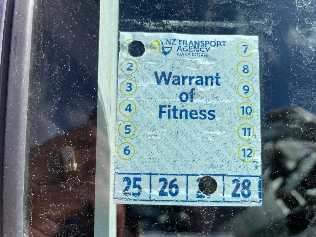 Photo '13' of Mazda Demio