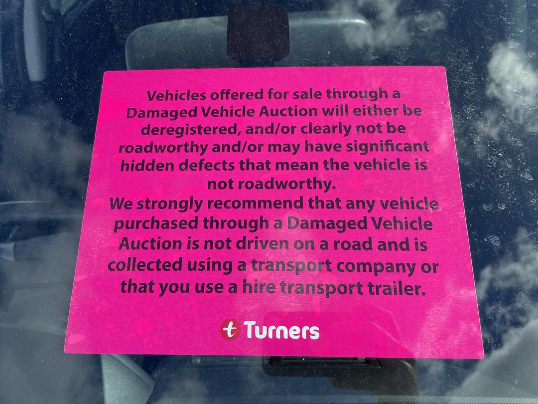 Photo '15' of Mazda Demio