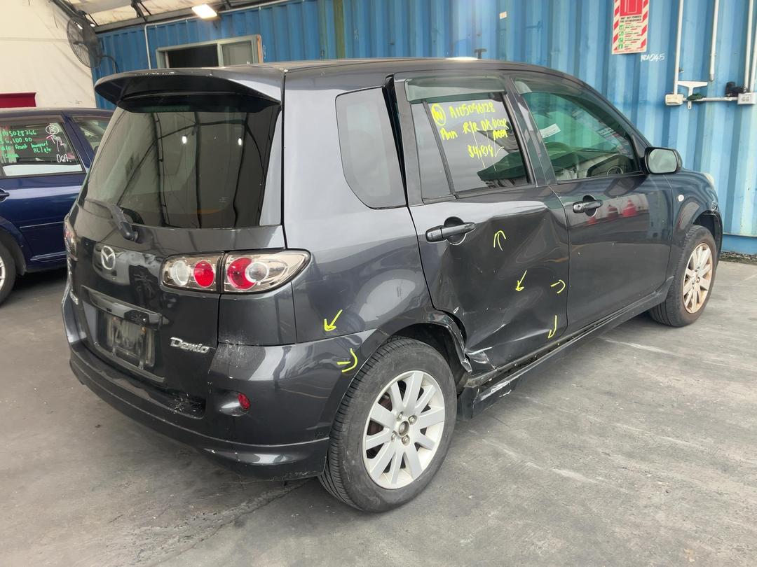 Photo '6' of Mazda Demio Photo '6' of Mazda Demio