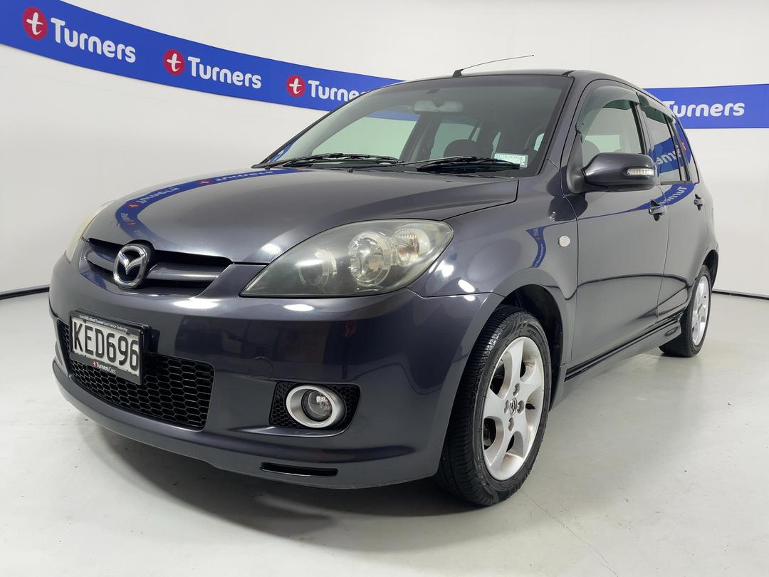 Photo '4' of Mazda Demio
