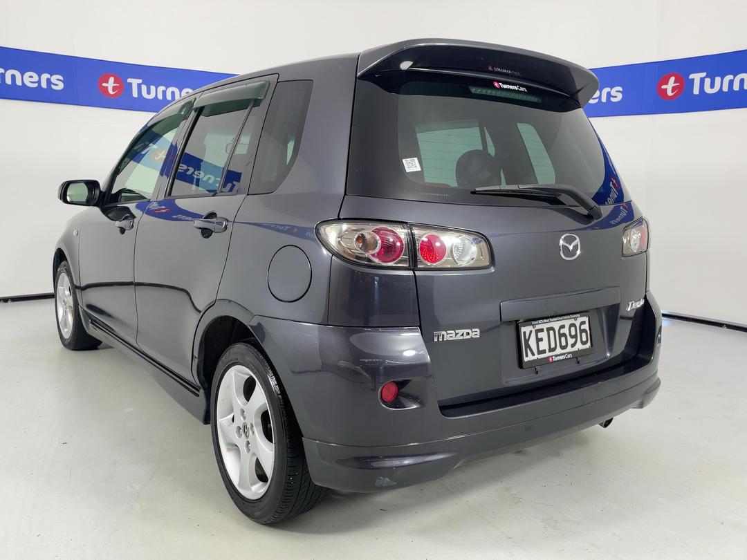 Photo '5' of Mazda Demio
