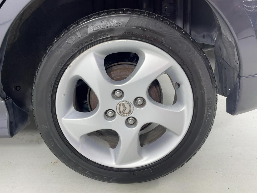 Photo '11' of Mazda Demio