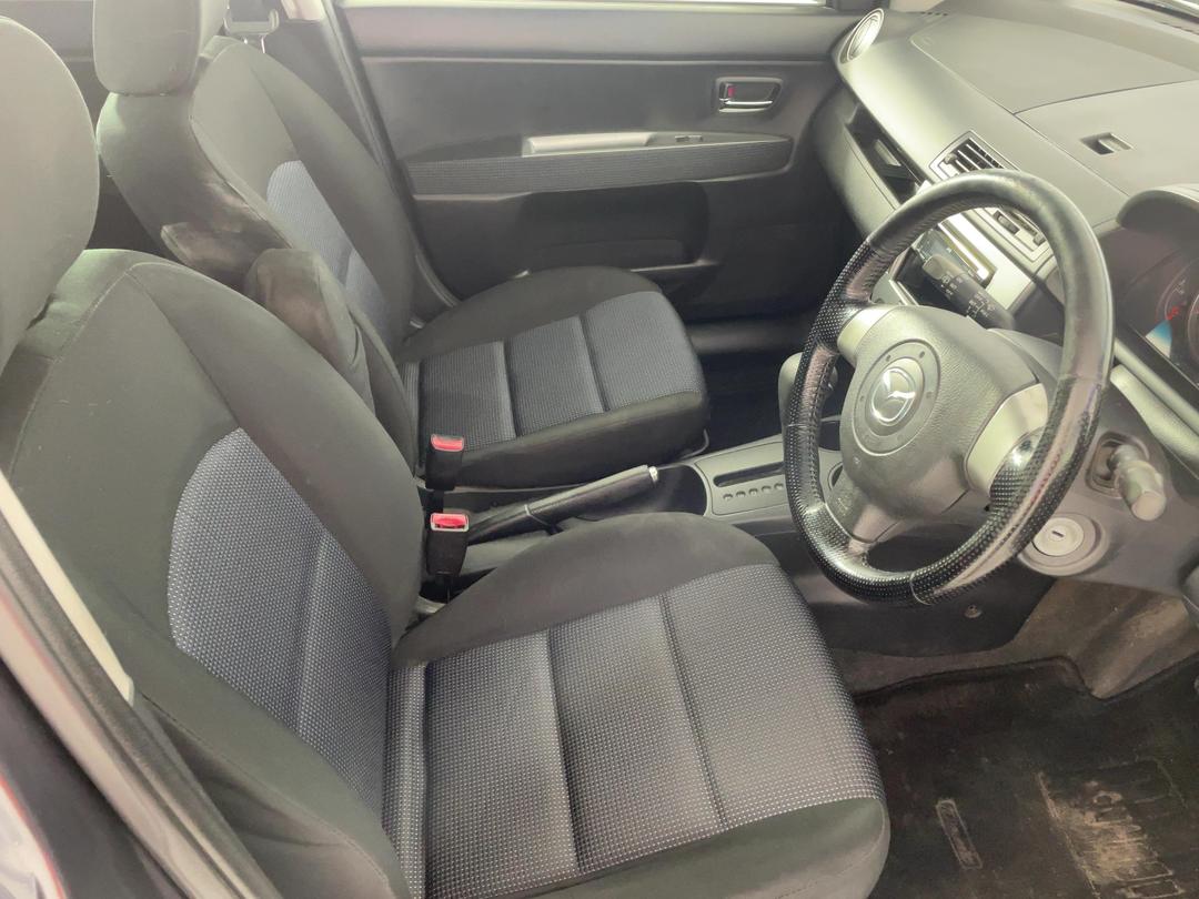 Photo '16' of Mazda Demio