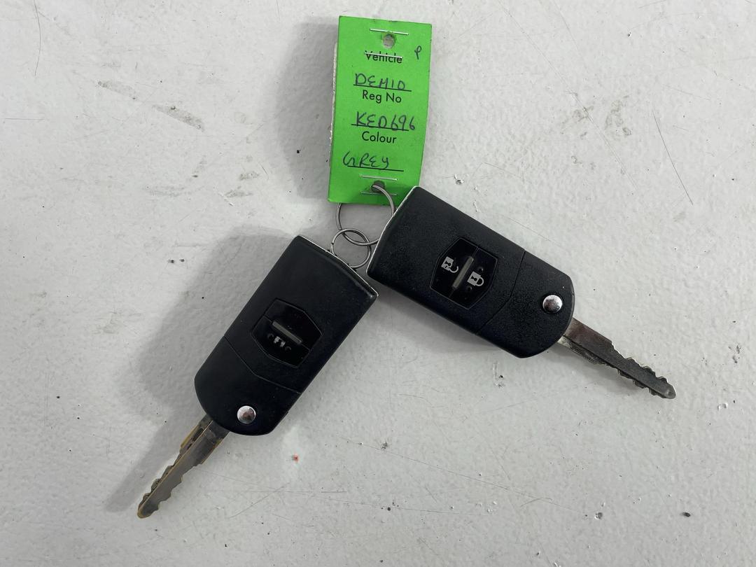 Photo '22' of Mazda Demio