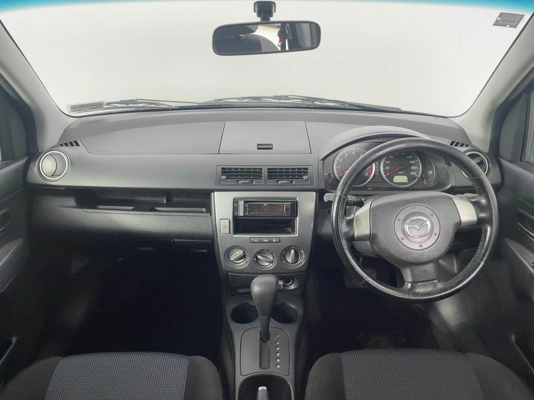 Photo '17' of Mazda Demio