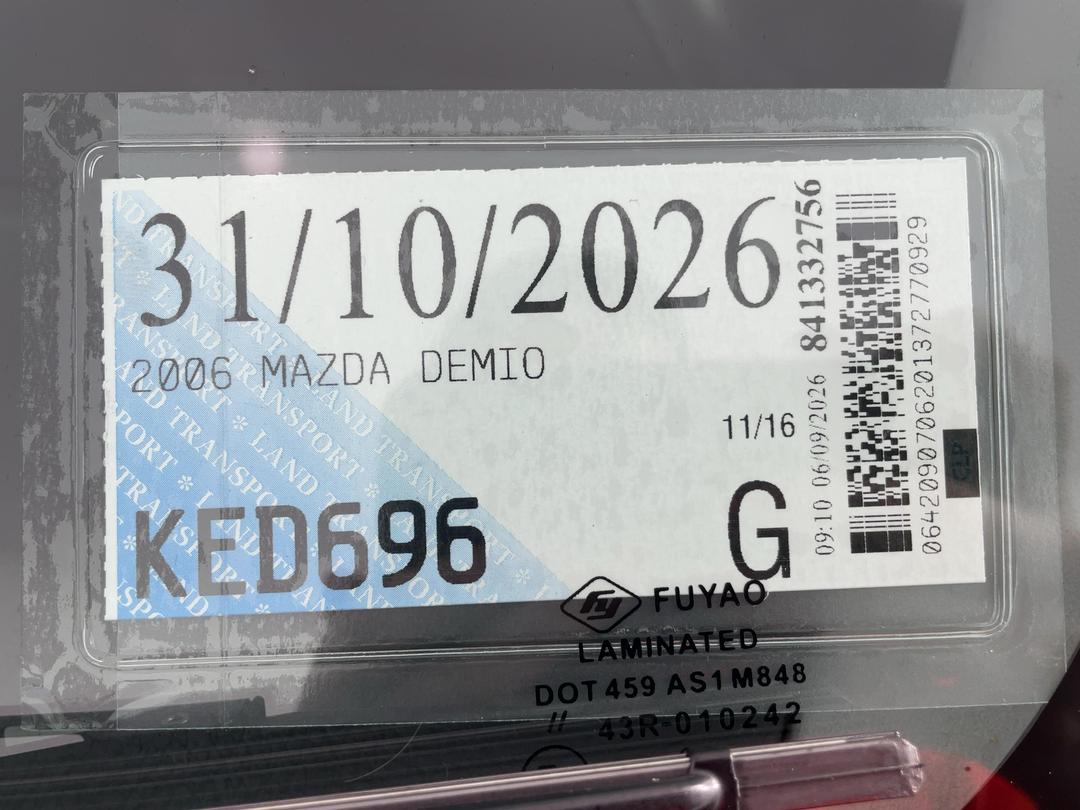 Photo '24' of Mazda Demio