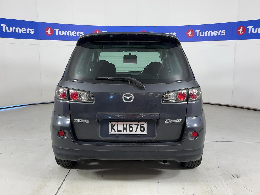 Photo '5' of Mazda Demio