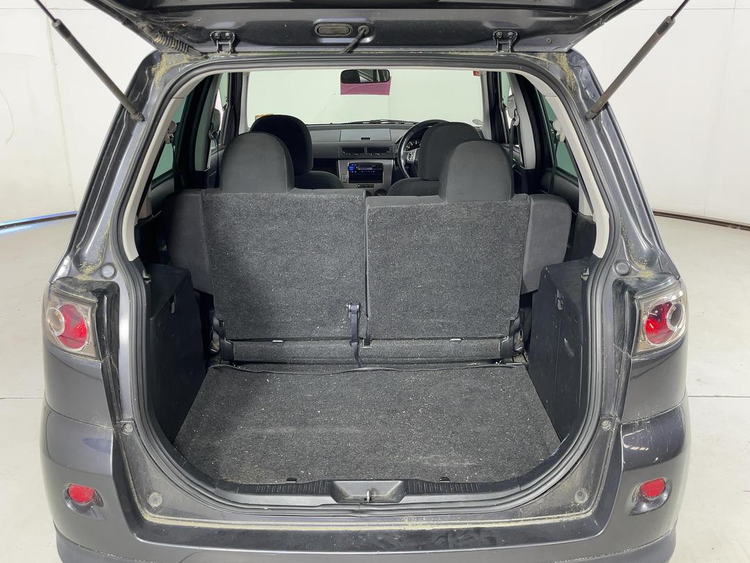 Photo '12' of Mazda Demio