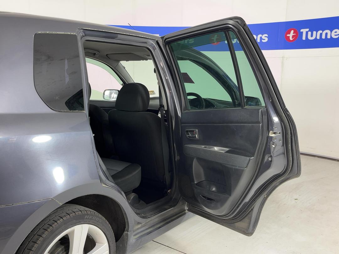 Photo '17' of Mazda Demio