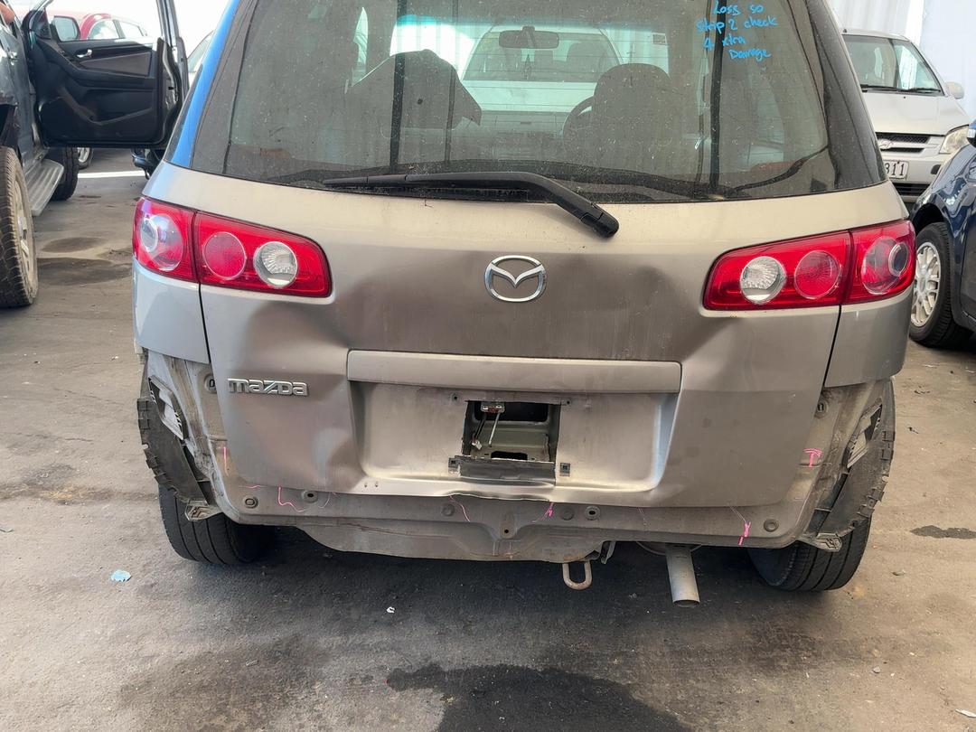 Photo '6' of Mazda Demio