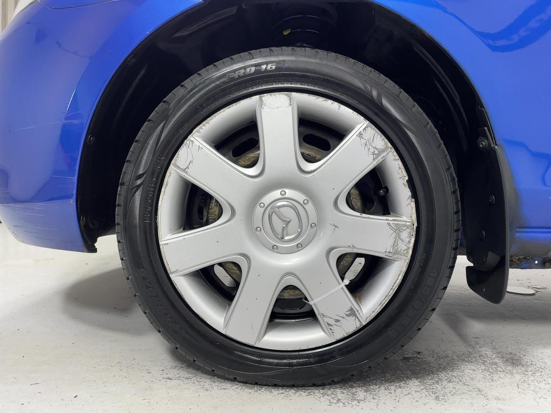 Photo '10' of Mazda Mazda2