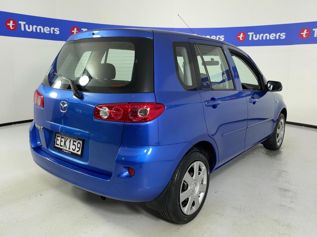 Photo '7' of Mazda Mazda2