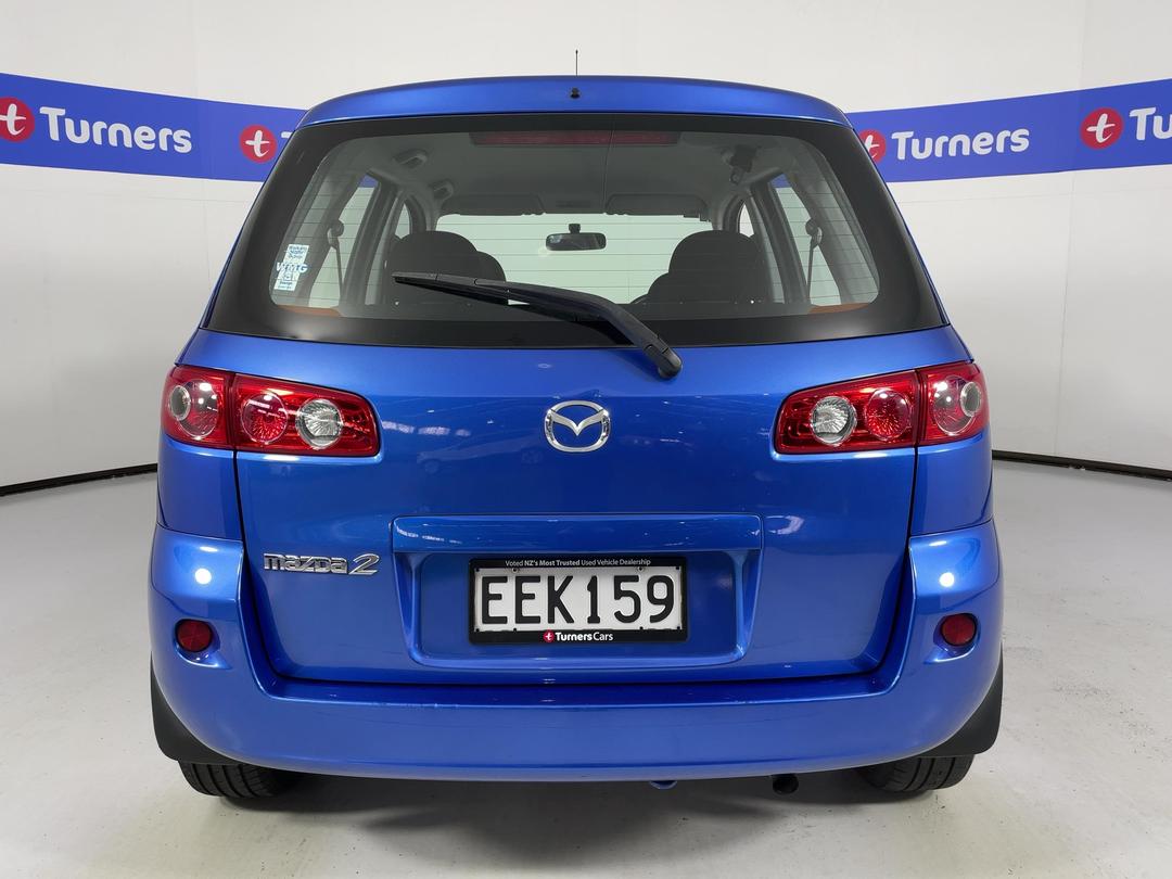 Photo '6' of Mazda Mazda2