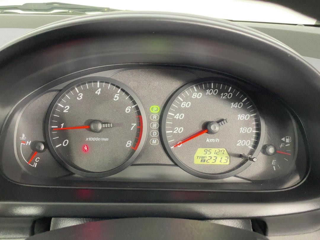 Photo '21' of Mazda Mazda2