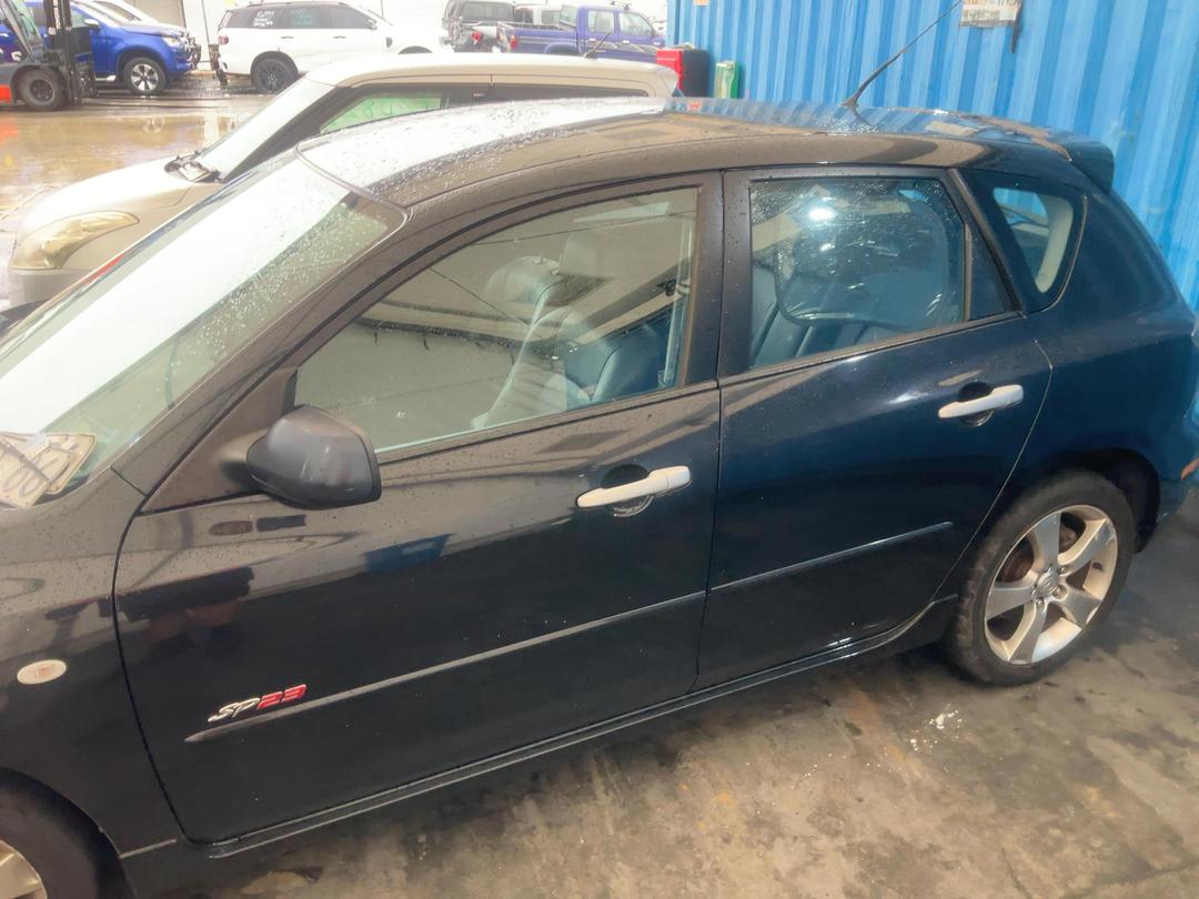 Photo '8' of Mazda Mazda3 Sporthatch SP23