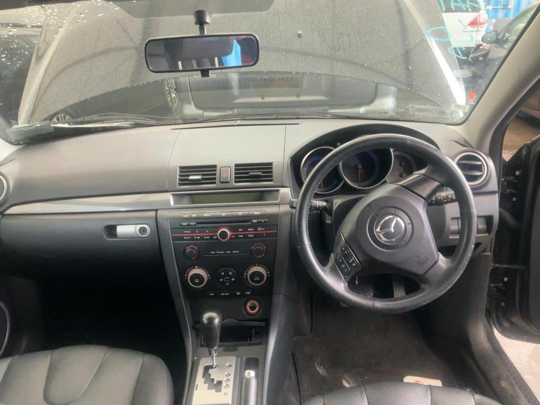 Photo '20' of Mazda Mazda3 Sporthatch SP23