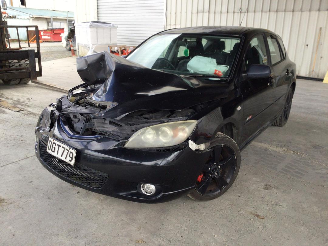 Photo '3' of Mazda Mazda3 Sporthatch SP23 Photo '3' of Mazda Mazda3 Sporthatch SP23
