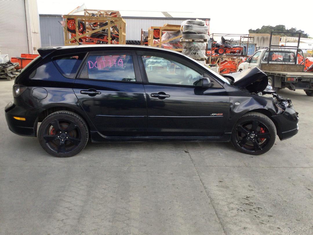 Photo '8' of Mazda Mazda3 Sporthatch SP23 Photo '8' of Mazda Mazda3 Sporthatch SP23