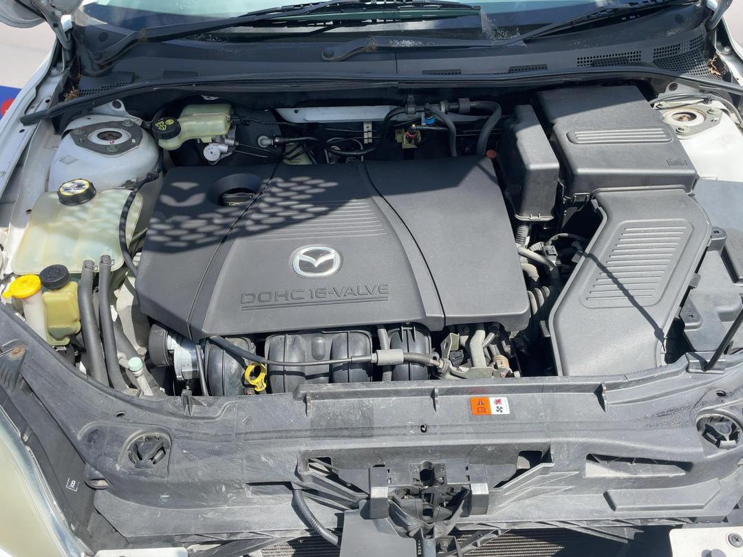 Photo '13' of Mazda Mazda3