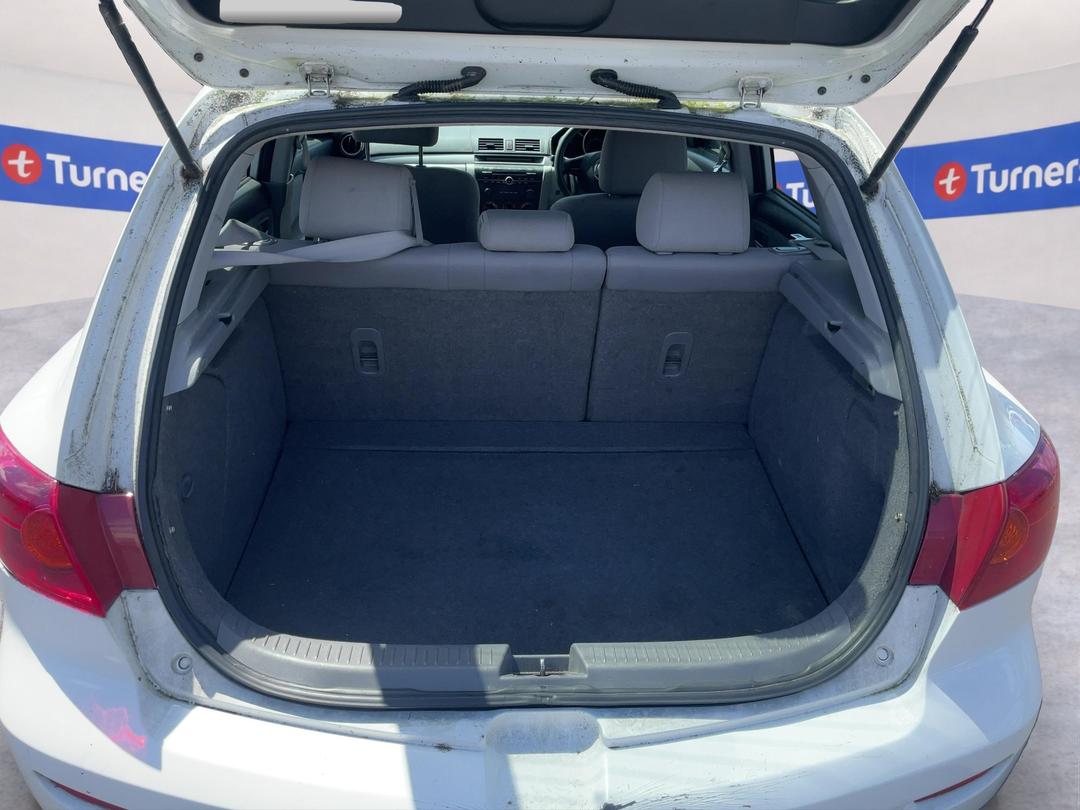 Photo '14' of Mazda Mazda3