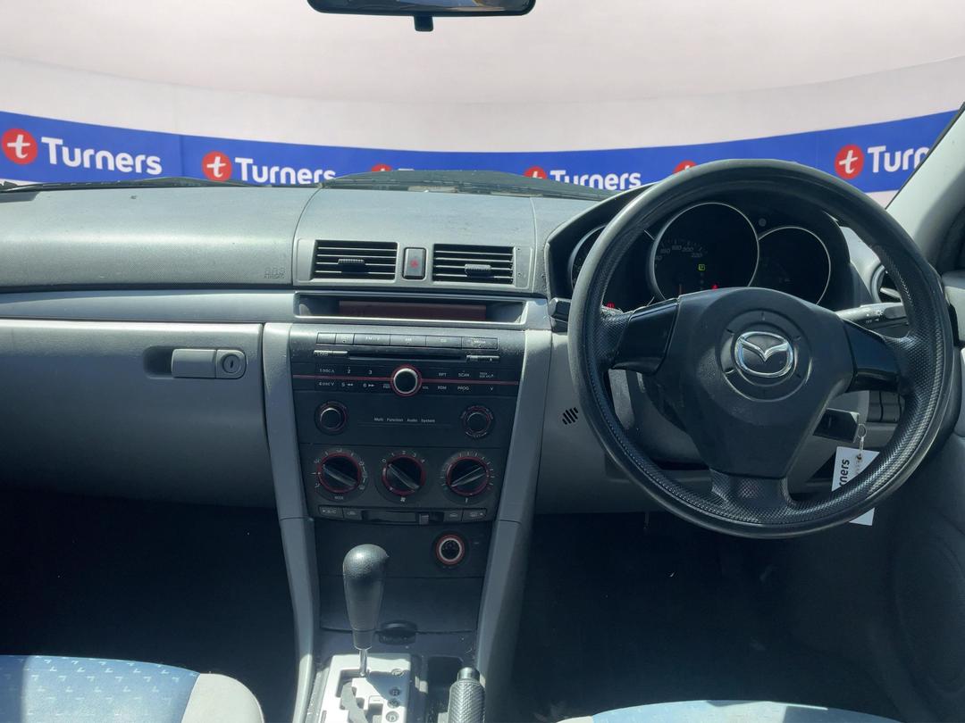 Photo '17' of Mazda Mazda3
