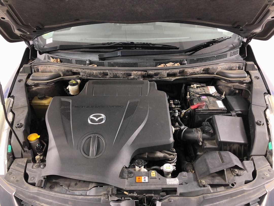 Photo '6' of Mazda MPV