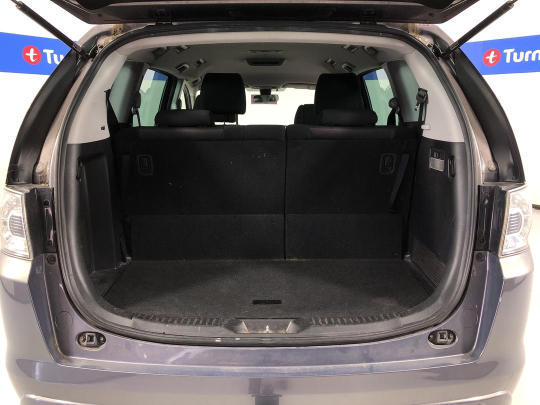 Photo '12' of Mazda MPV