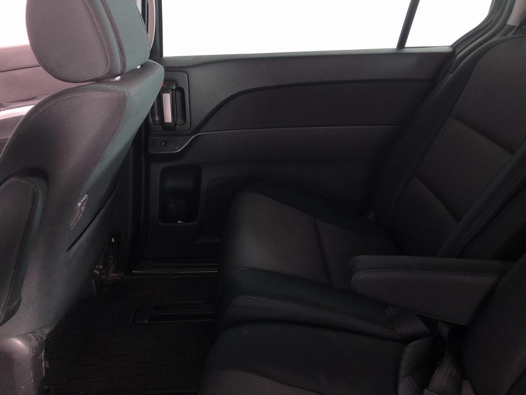 Photo '17' of Mazda MPV