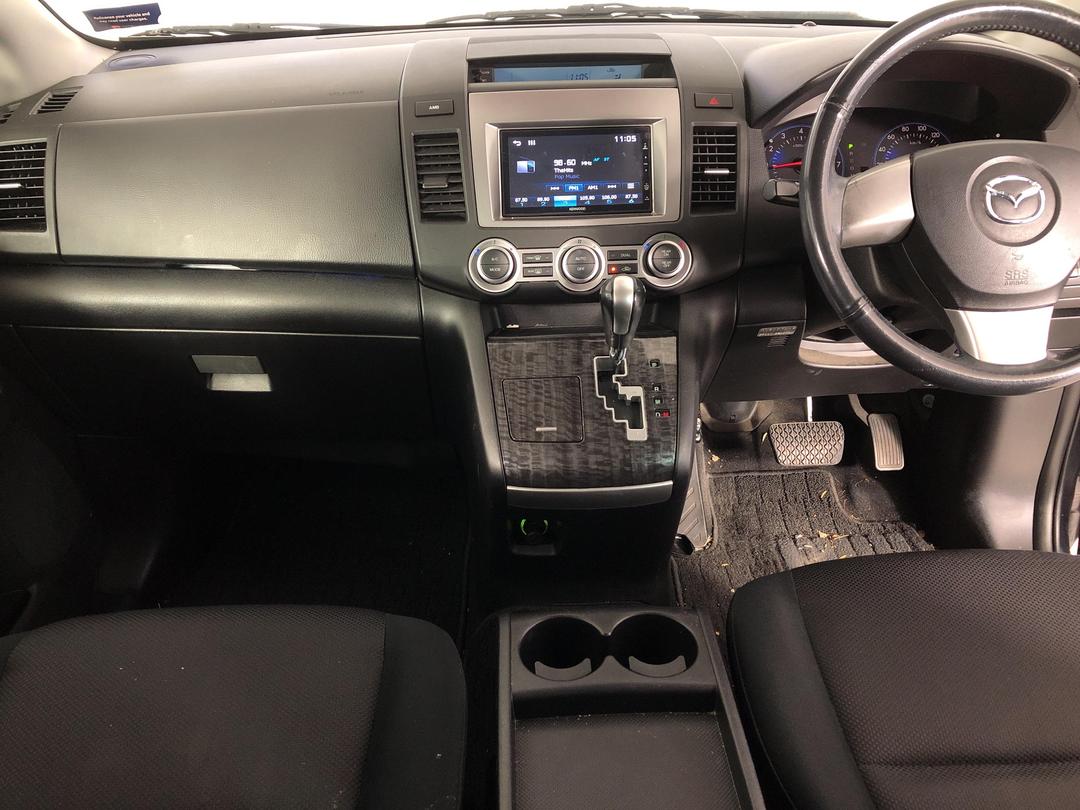 Photo '19' of Mazda MPV