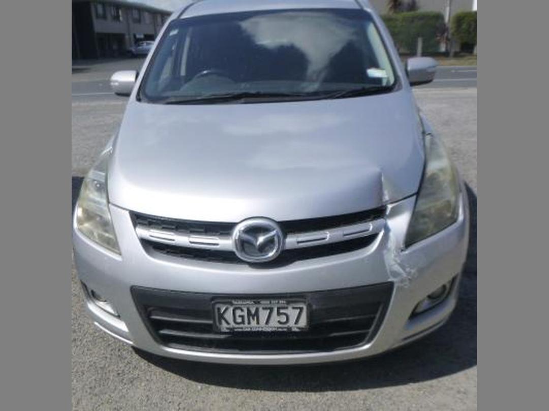 Photo '2' of Mazda MPV